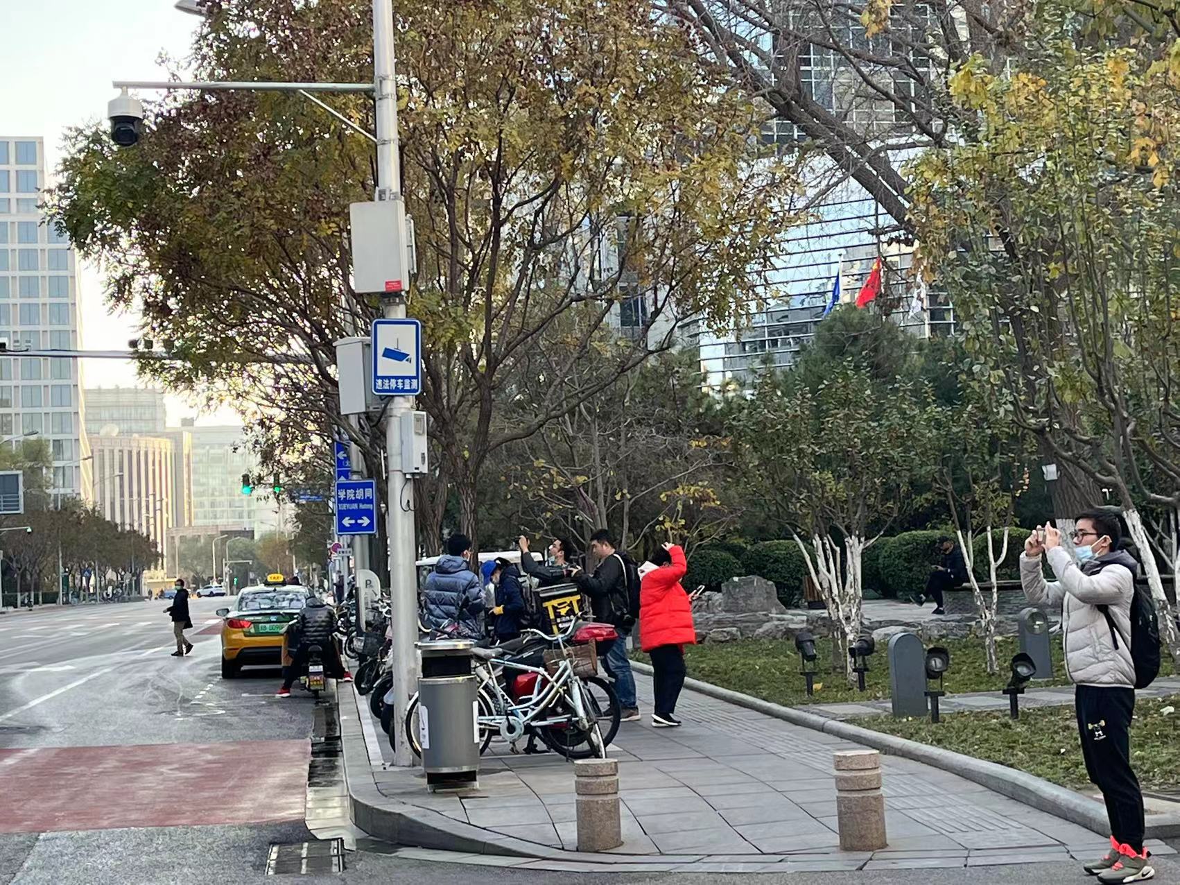 北交所：暂免收取非公开发行公司债券挂牌初费和挂牌年费